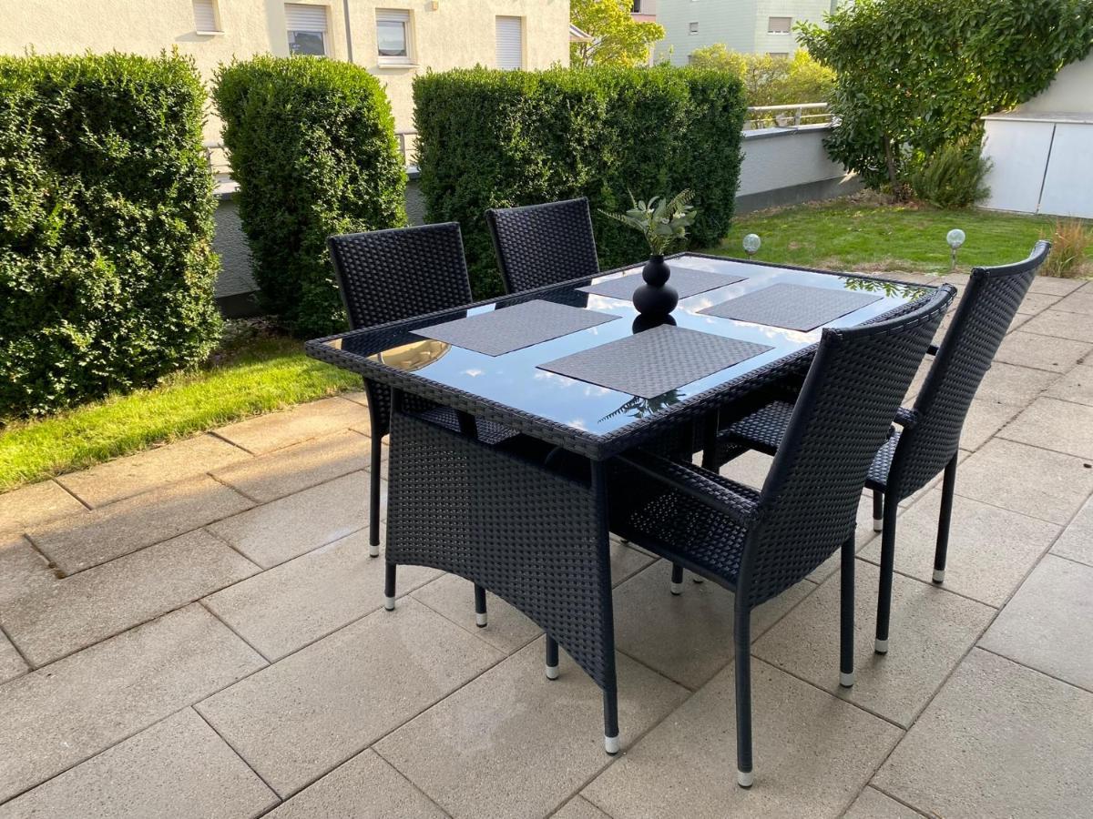 3 Zimmer Apartment In S-Bahn Naehe, 76 Qm, Max 5 Pers, 30Qm Dachterasse, Garage, Internet 1000 Mbit Gärtringen Exterior foto